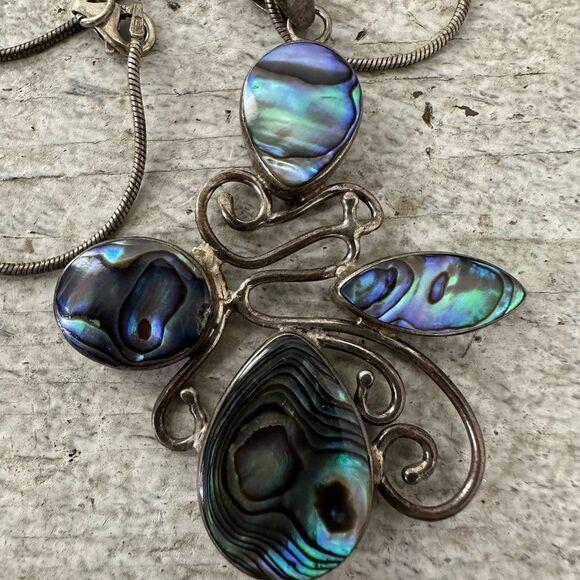 Vintage Modernist Sterling And Abalone Necklace - Picture 2 of 9